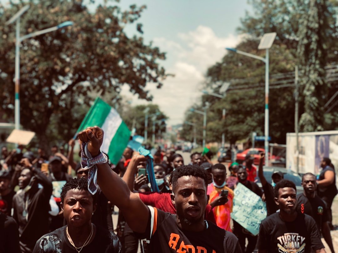 best curly synthetic wigs for sale Accra